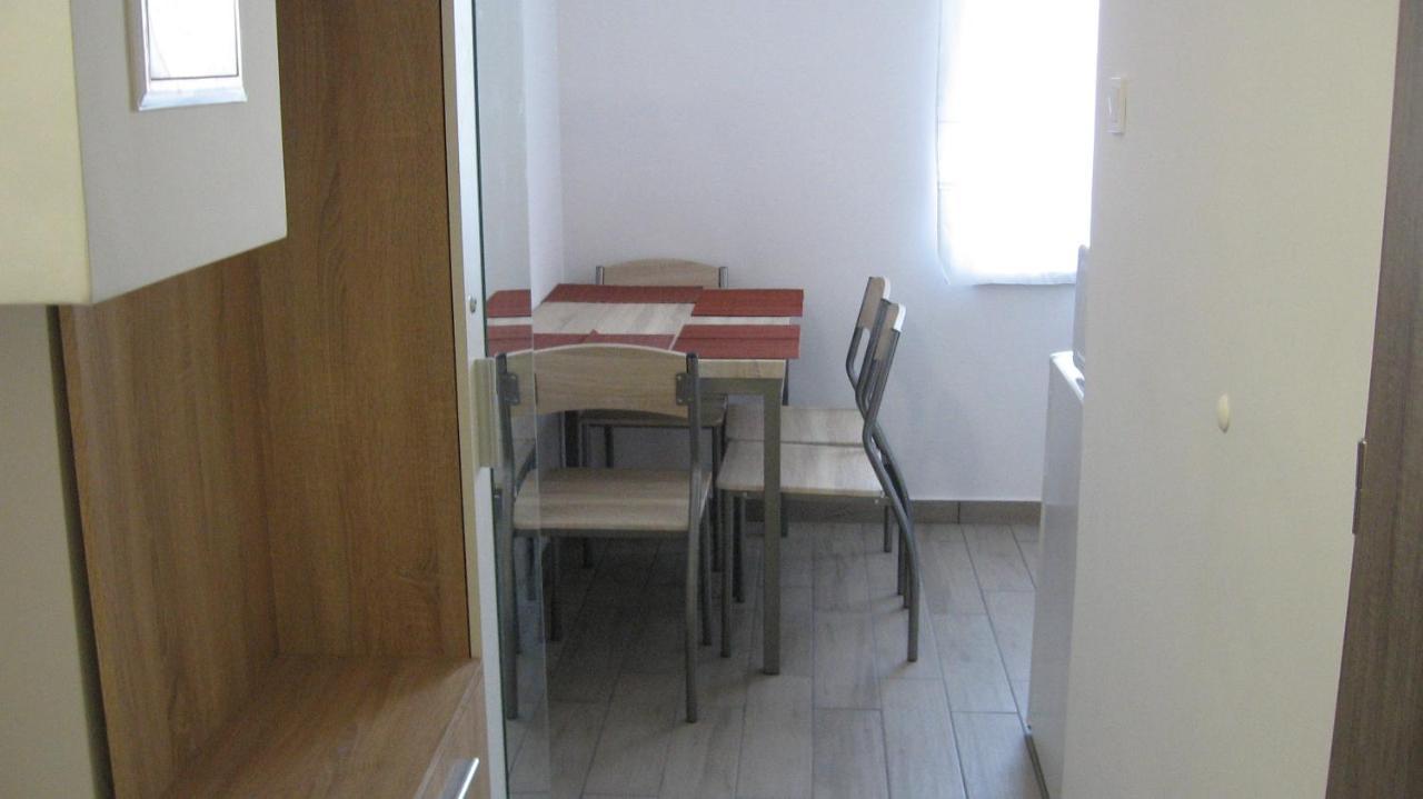 Apartamento Hz Apartman Miskolc Exterior foto